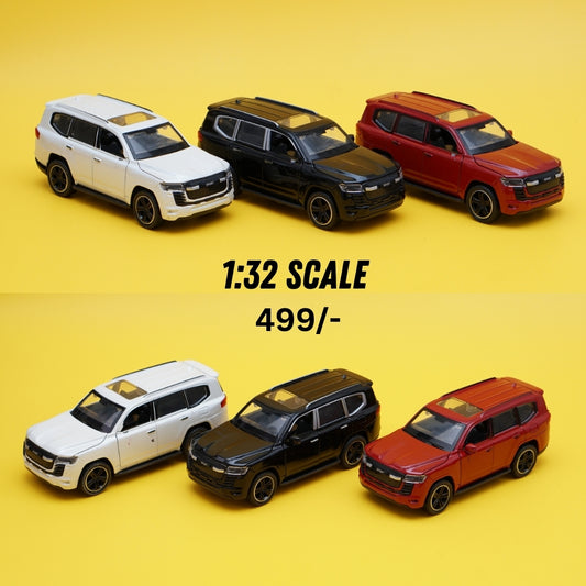 1:32 Land Cruiser (Minor Damaged) Diecast, Stock Clearing , prepaid Only