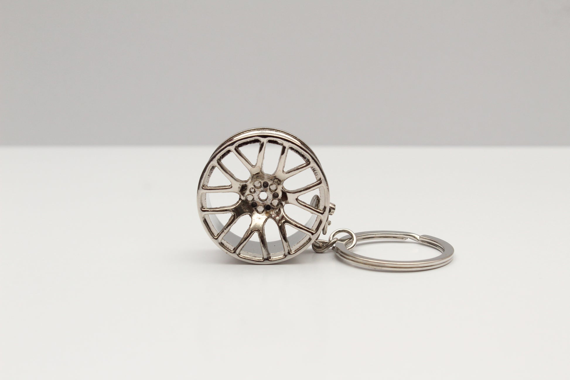 Car parts Keychain (Metal) Chrome Wheel -  Kunju Vandi  