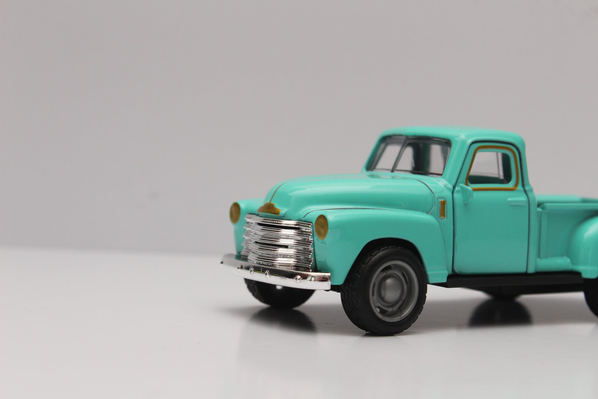 Chevy Pickup Truck Diecast Green -  Kunju Vandi  
