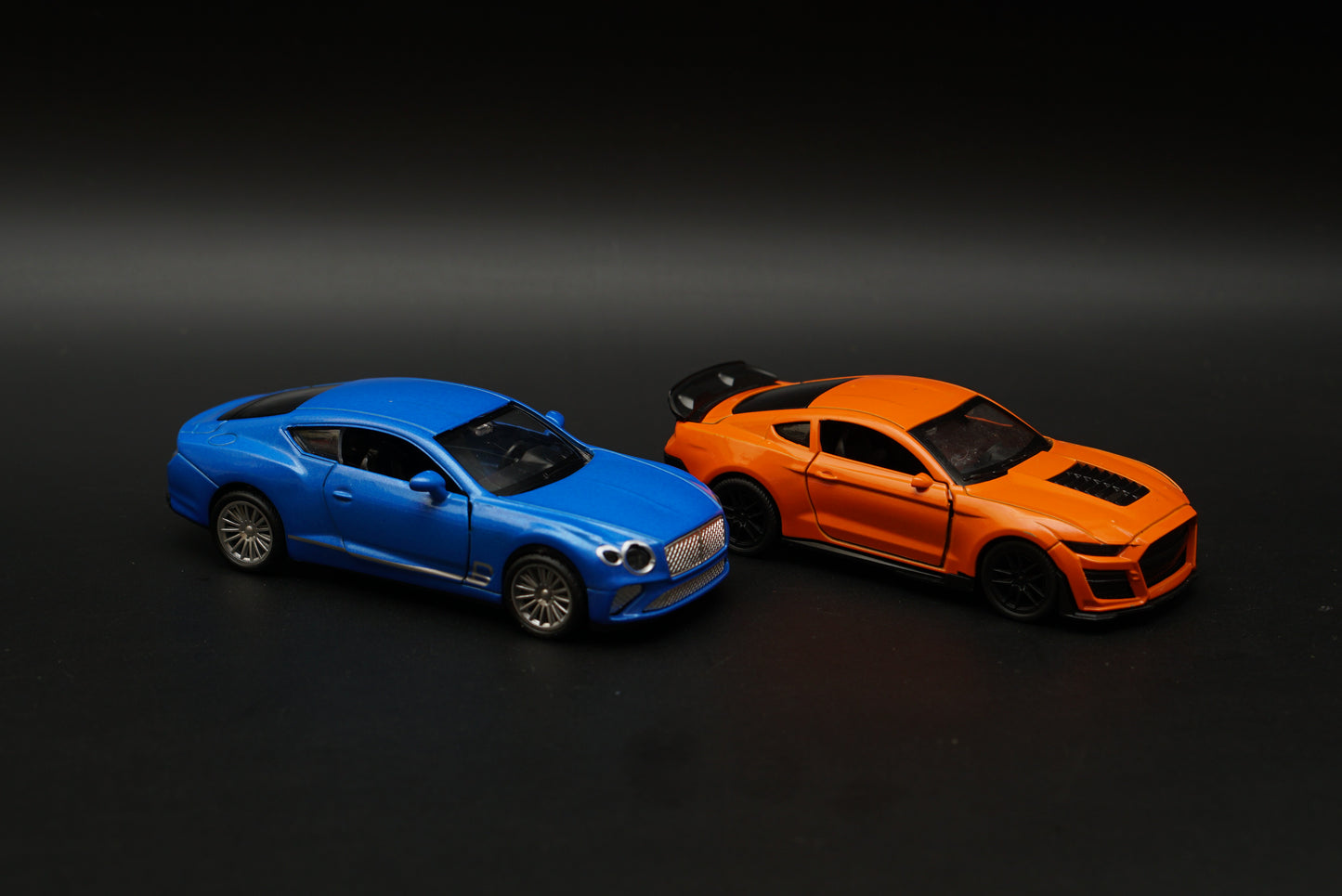 1:36 Bentley , Mustang Diecast Combo (Blue, Orange)