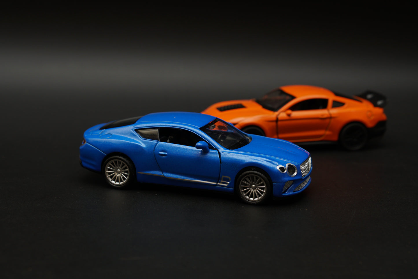 1:36 Bentley , Mustang Diecast Combo (Blue, Orange)
