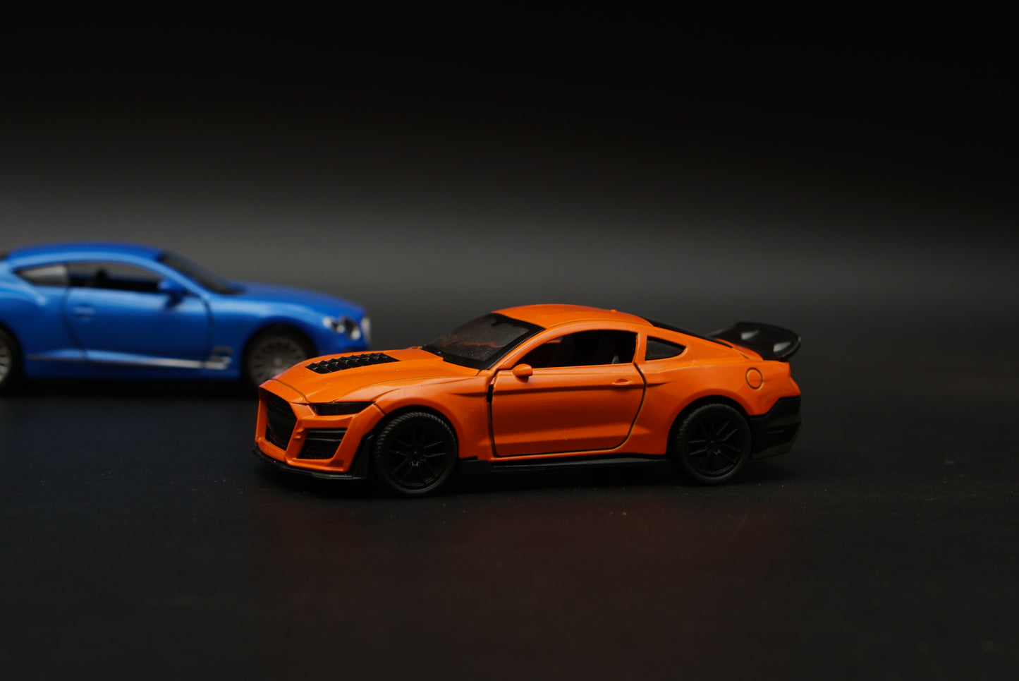 1:36 Bentley , Mustang Diecast Combo (Blue, Orange)