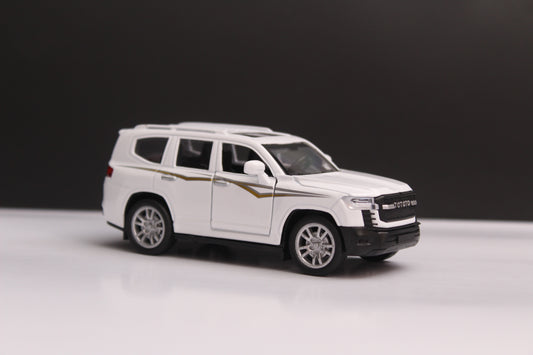 1:36 Toyota land cruiser Diecast White (Prepaid Only)