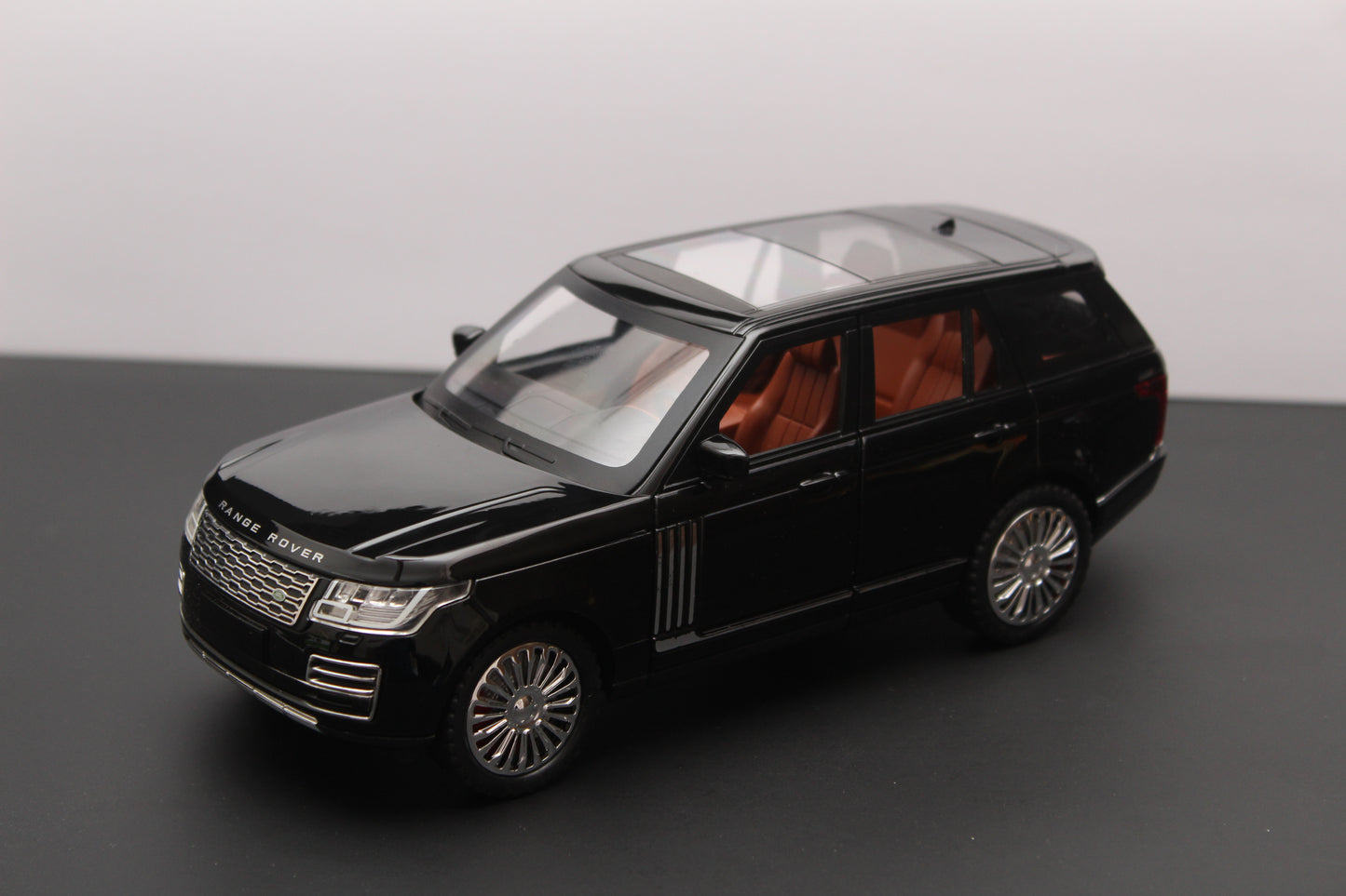 1:24 Range Rover High Quality