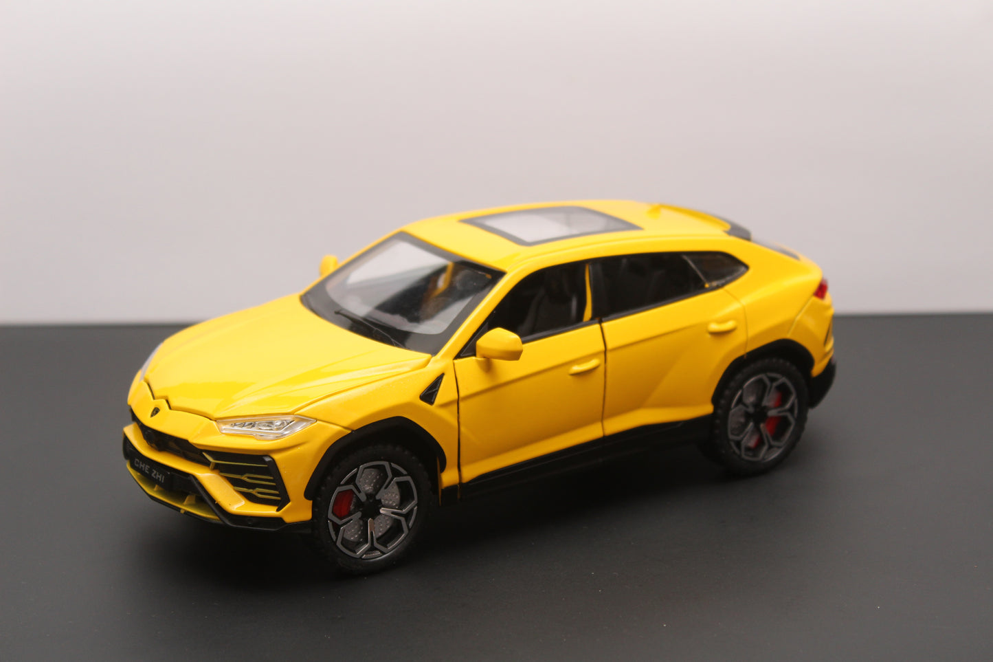 1:24 Lamborghini Urus High Quality