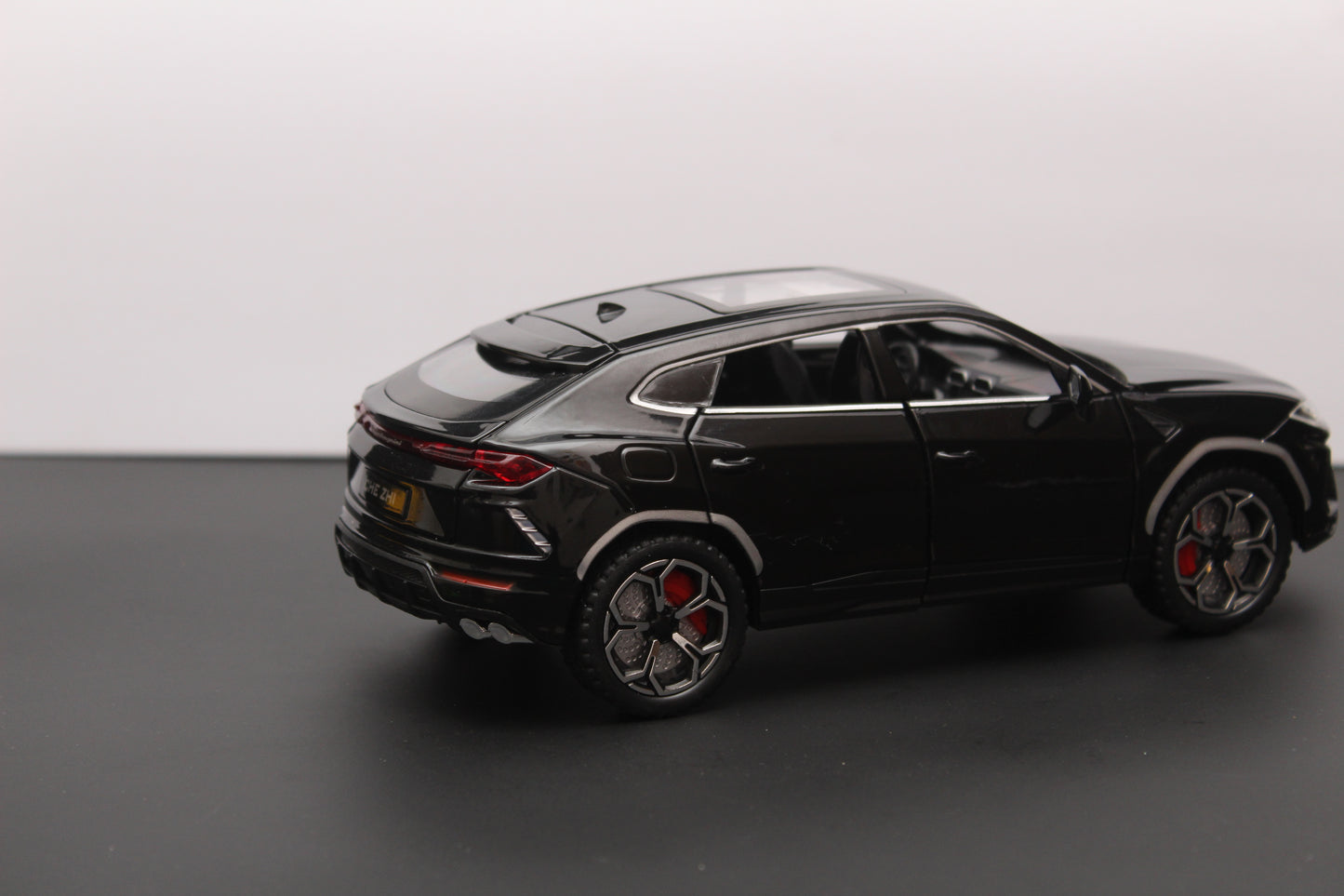 1:24 Lamborghini Urus High Quality