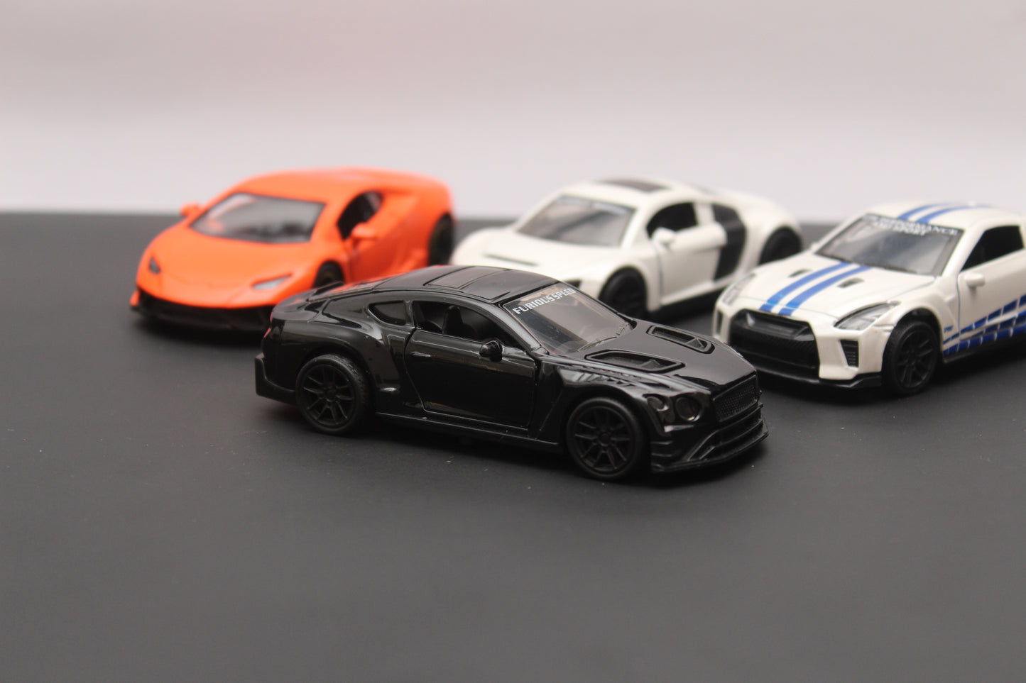 1:43 bentley, Lambo , Audi , GTR , Diecast Combo