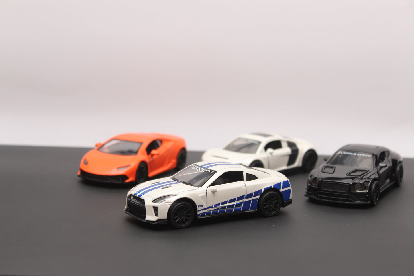 1:43 bentley, Lambo , Audi , GTR , Diecast Combo