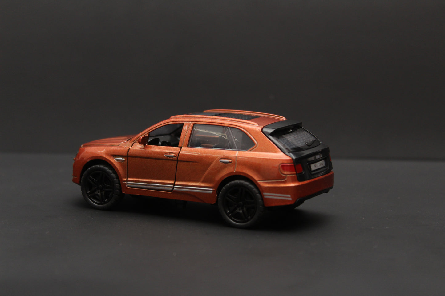 1:36 Bentley Bentayga Diecast