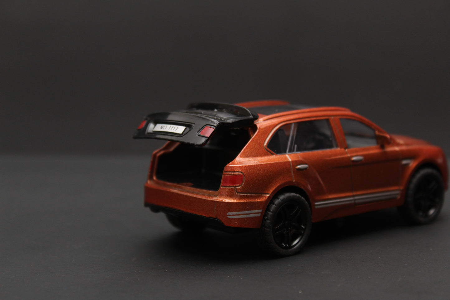 1:36 Bentley Bentayga Diecast