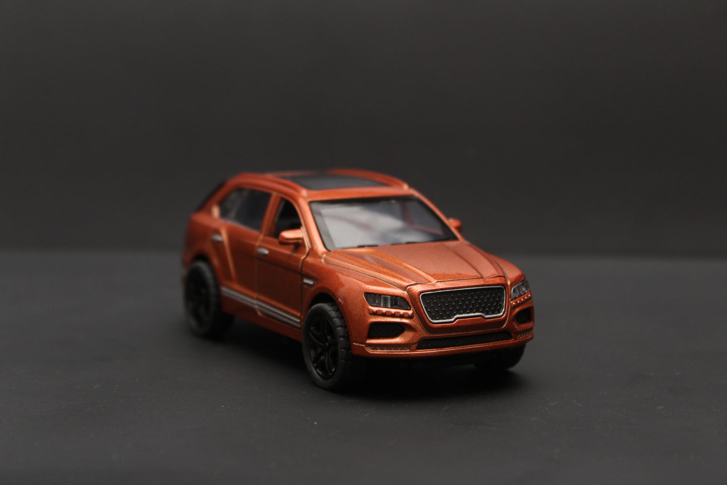 1:36 Bentley Bentayga Diecast