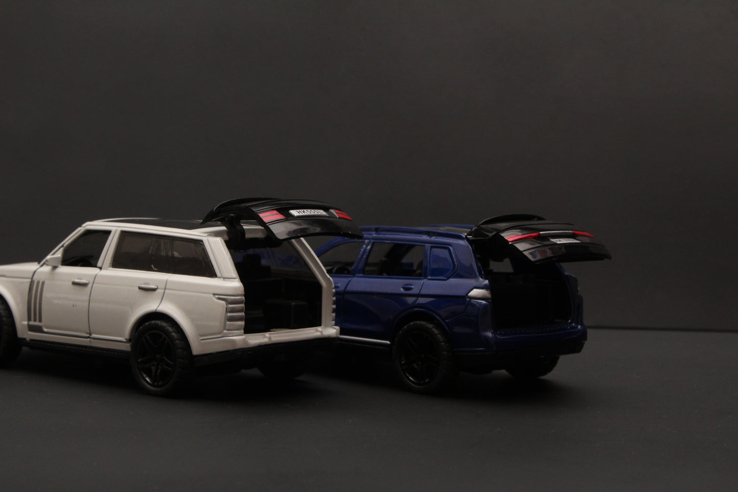 1:36 Range Rover , BMW Diecast Combo -  Kunju Vandi  