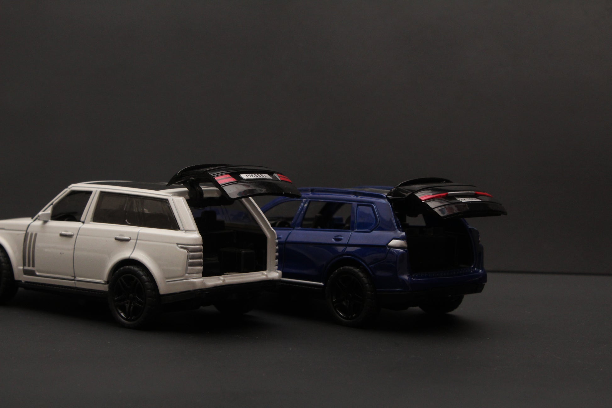 1:36 Range Rover , BMW Diecast Combo -  Kunju Vandi  