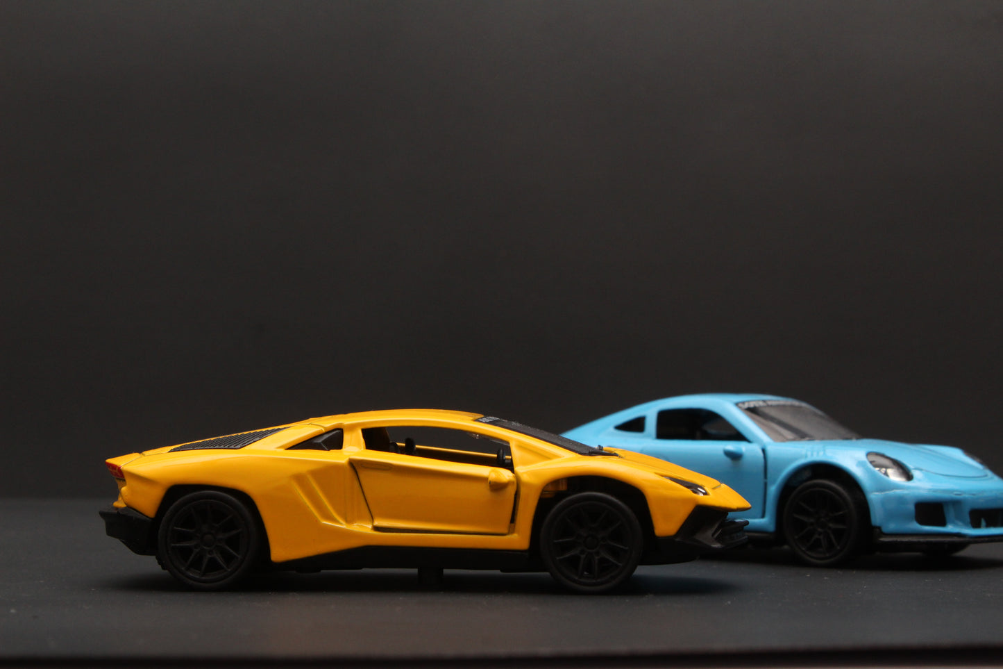 1:43 Lambo , Porsche Diecast Combo