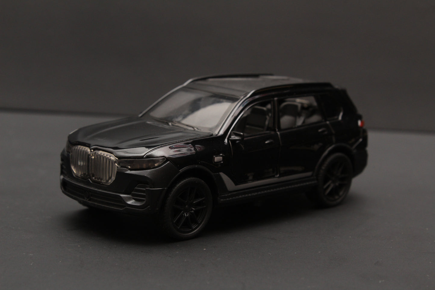 1:43 Bmw Black