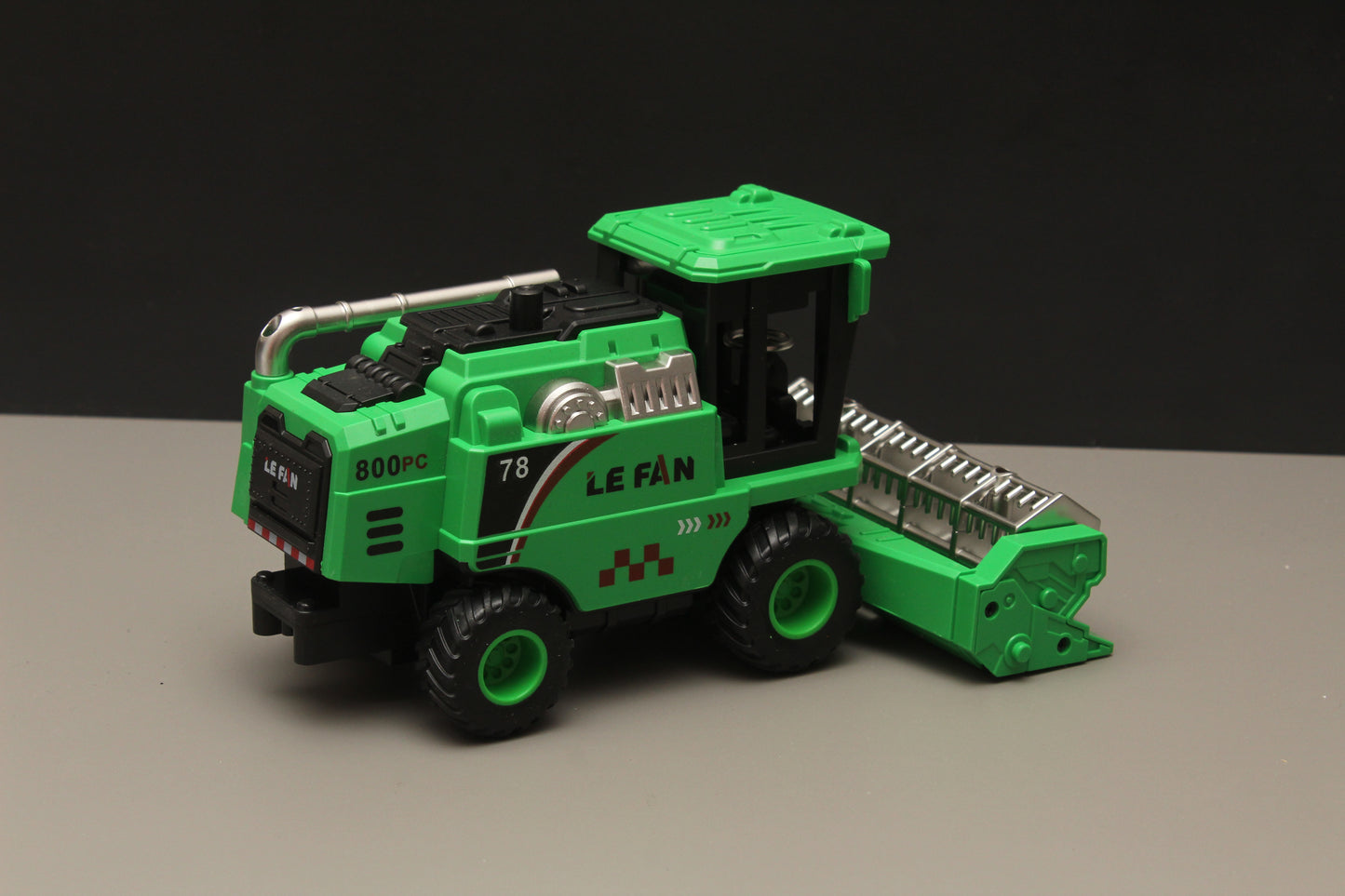 Farming Combine Harvester , High Quality Plastic (Green)