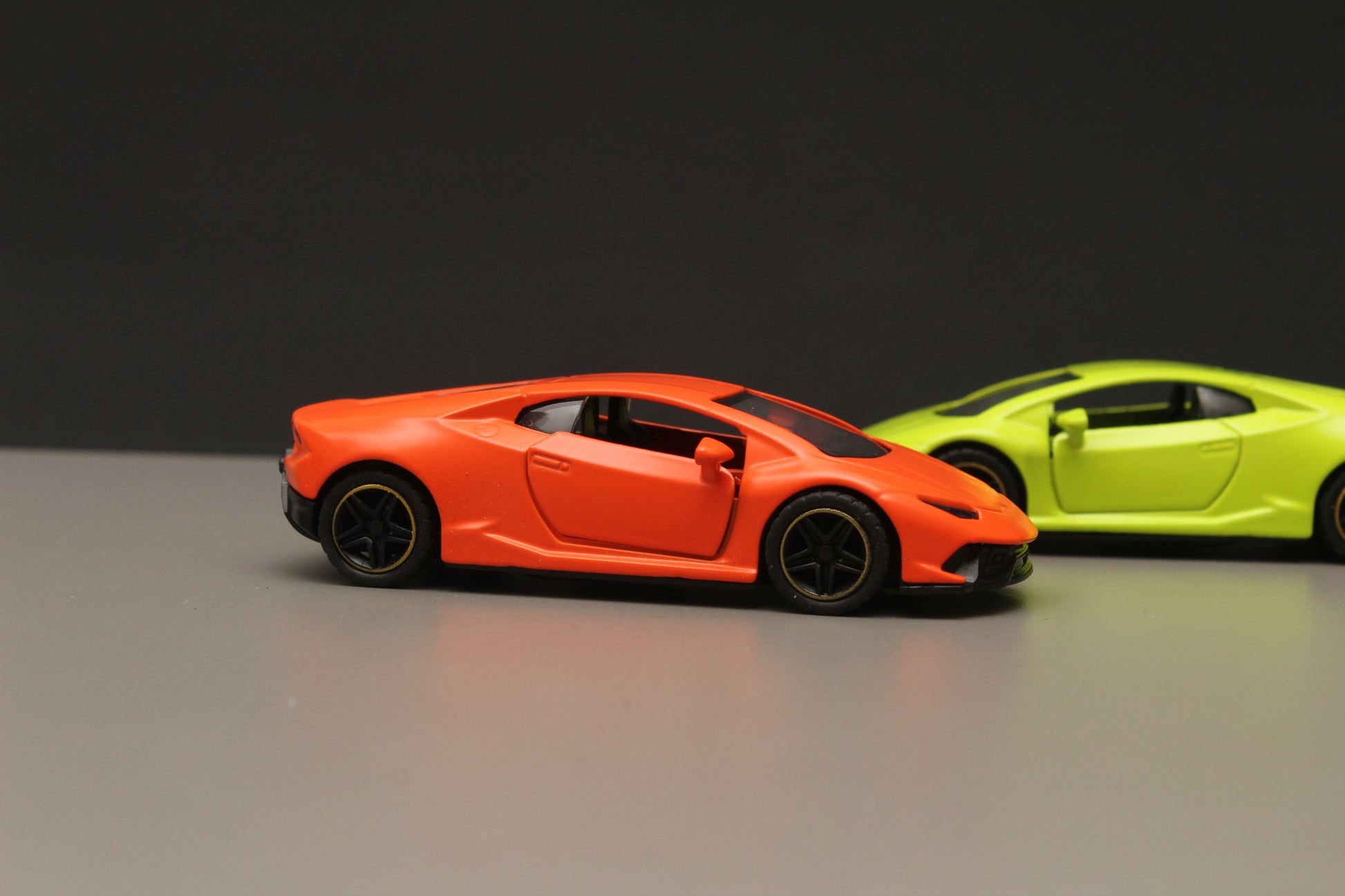 1:43 Lambo (2pcs) Diecast Combo -  Kunju Vandi  