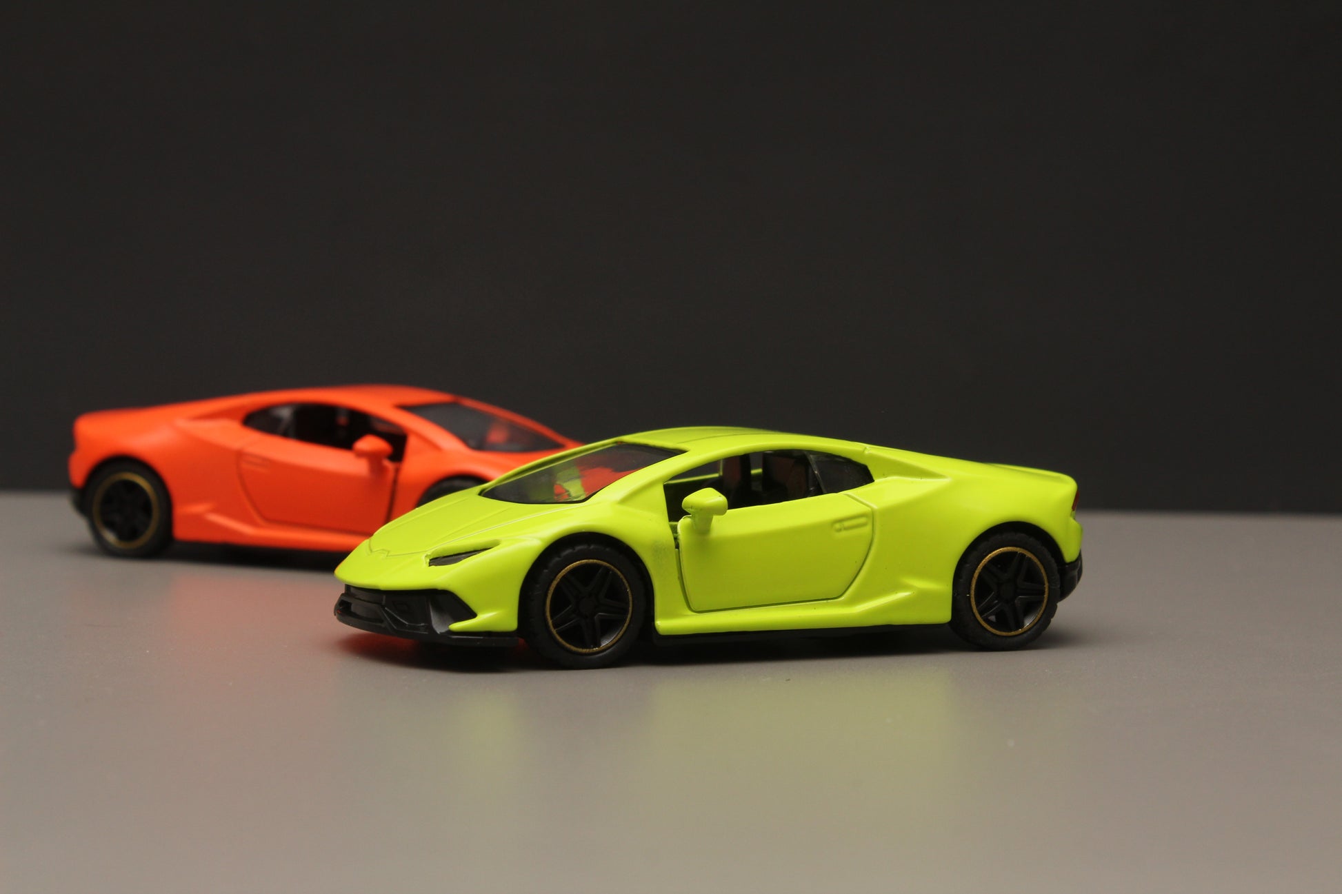 1:43 Lambo (2pcs) Diecast Combo -  Kunju Vandi  