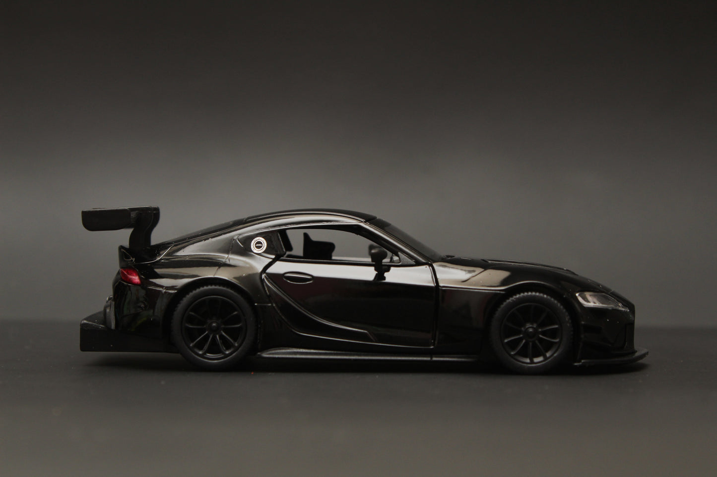 1:38 kinsmart Toyota GR Supra , Black