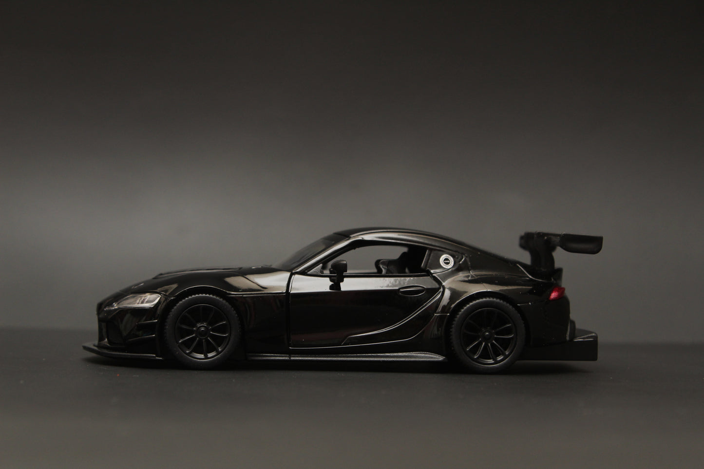 1:38 kinsmart Toyota GR Supra , Black