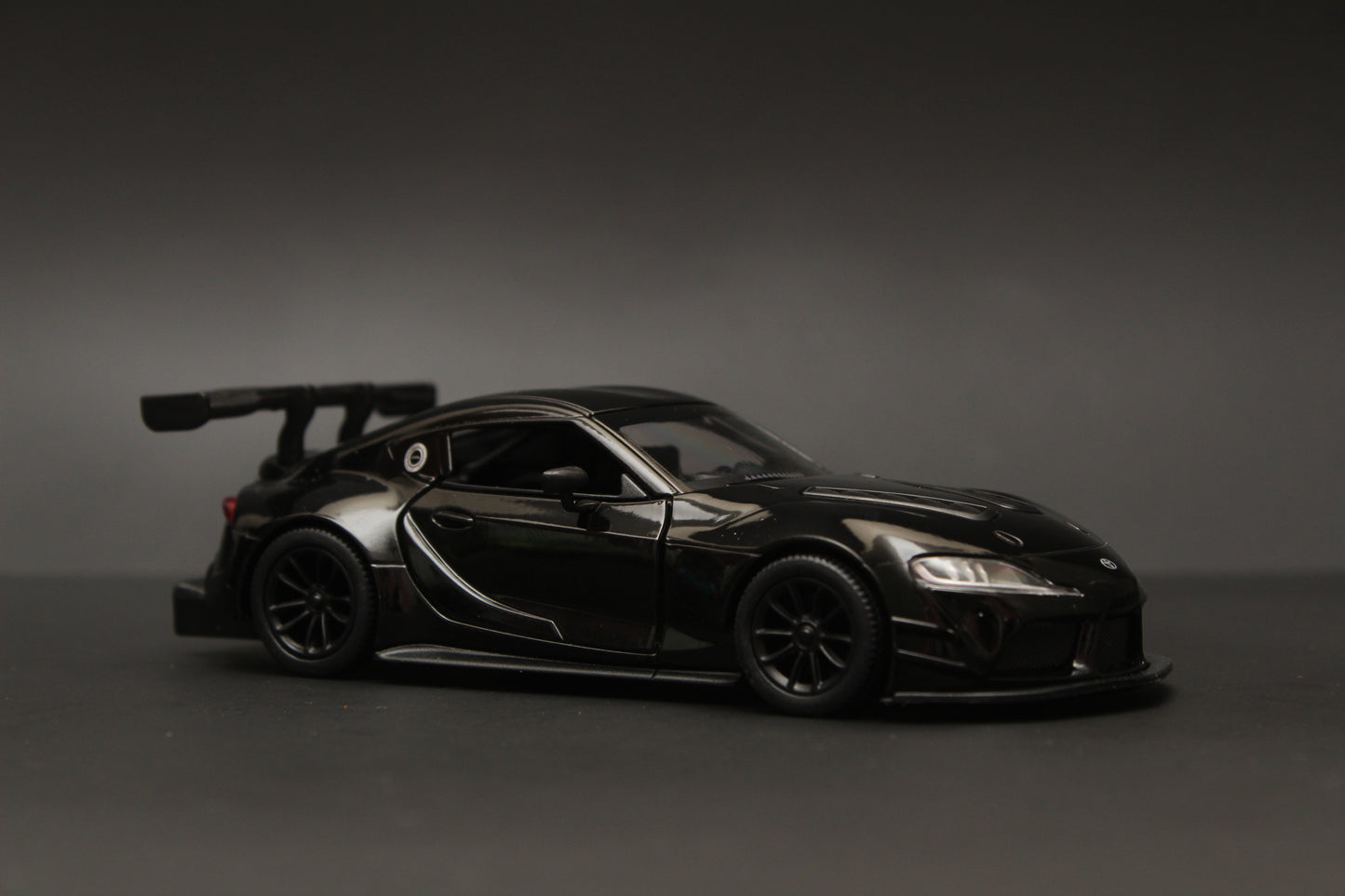 1:38 kinsmart Toyota GR Supra , Black