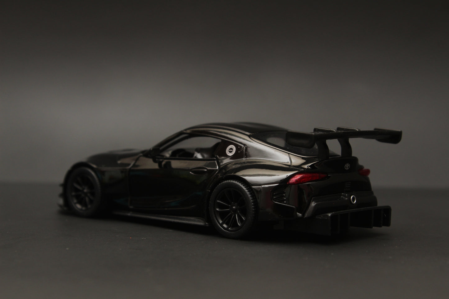 1:38 kinsmart Toyota GR Supra , Black