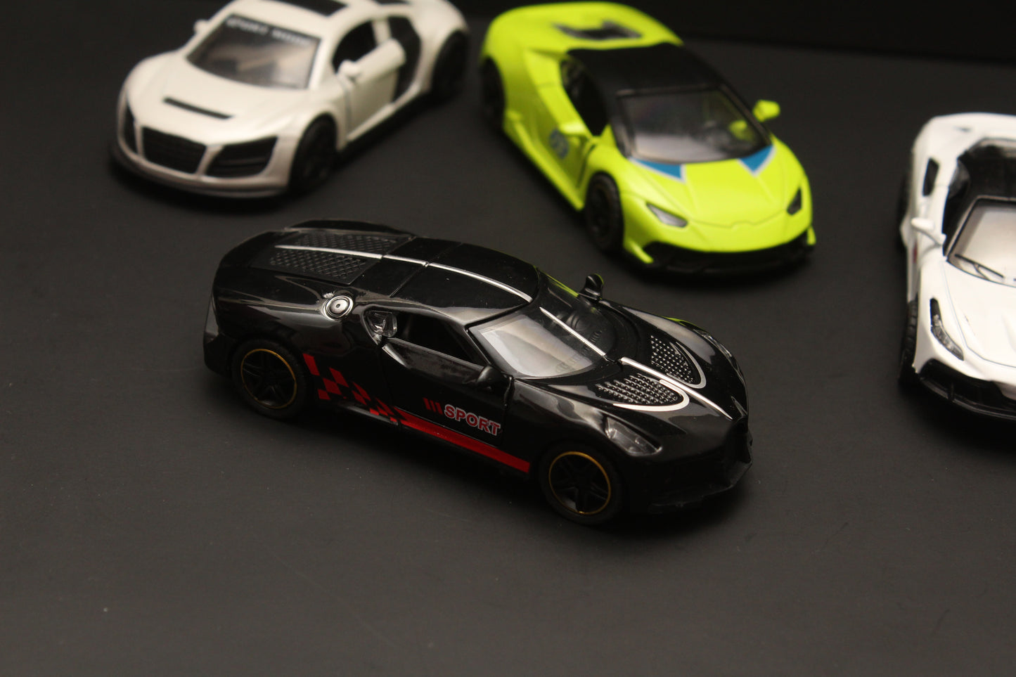 1:43 Lambo , Bugatti , Ferrari , Audi Diecast Combo