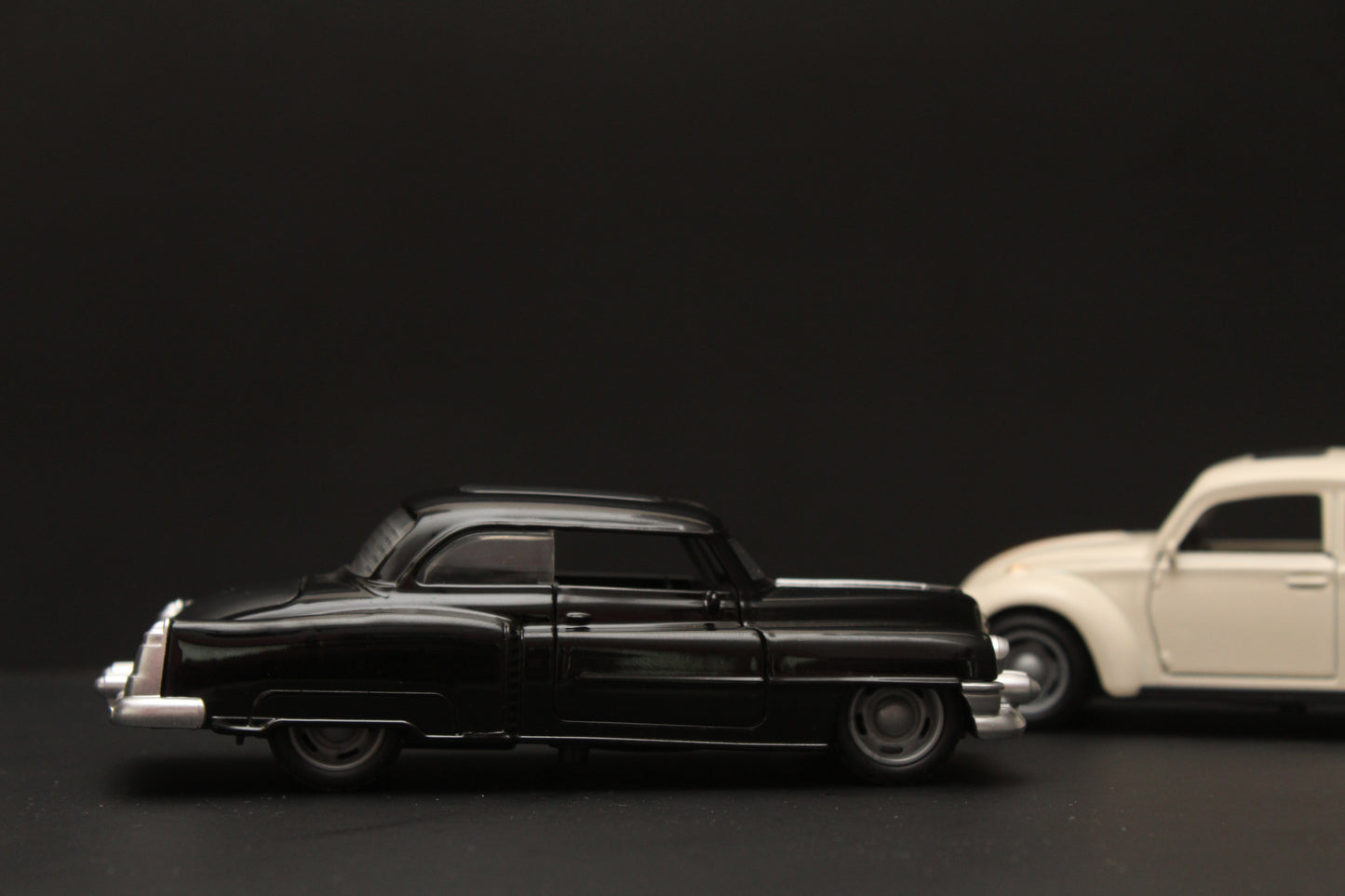 1:36 Cadillac , Beetle Diecast Combo