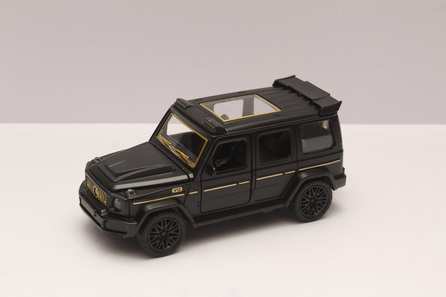 1:36 Gwagon Black Diecast