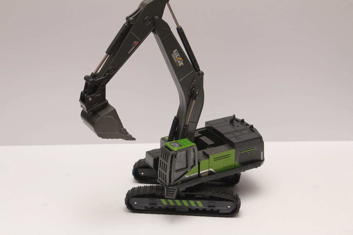 Excavator With Functional Joints