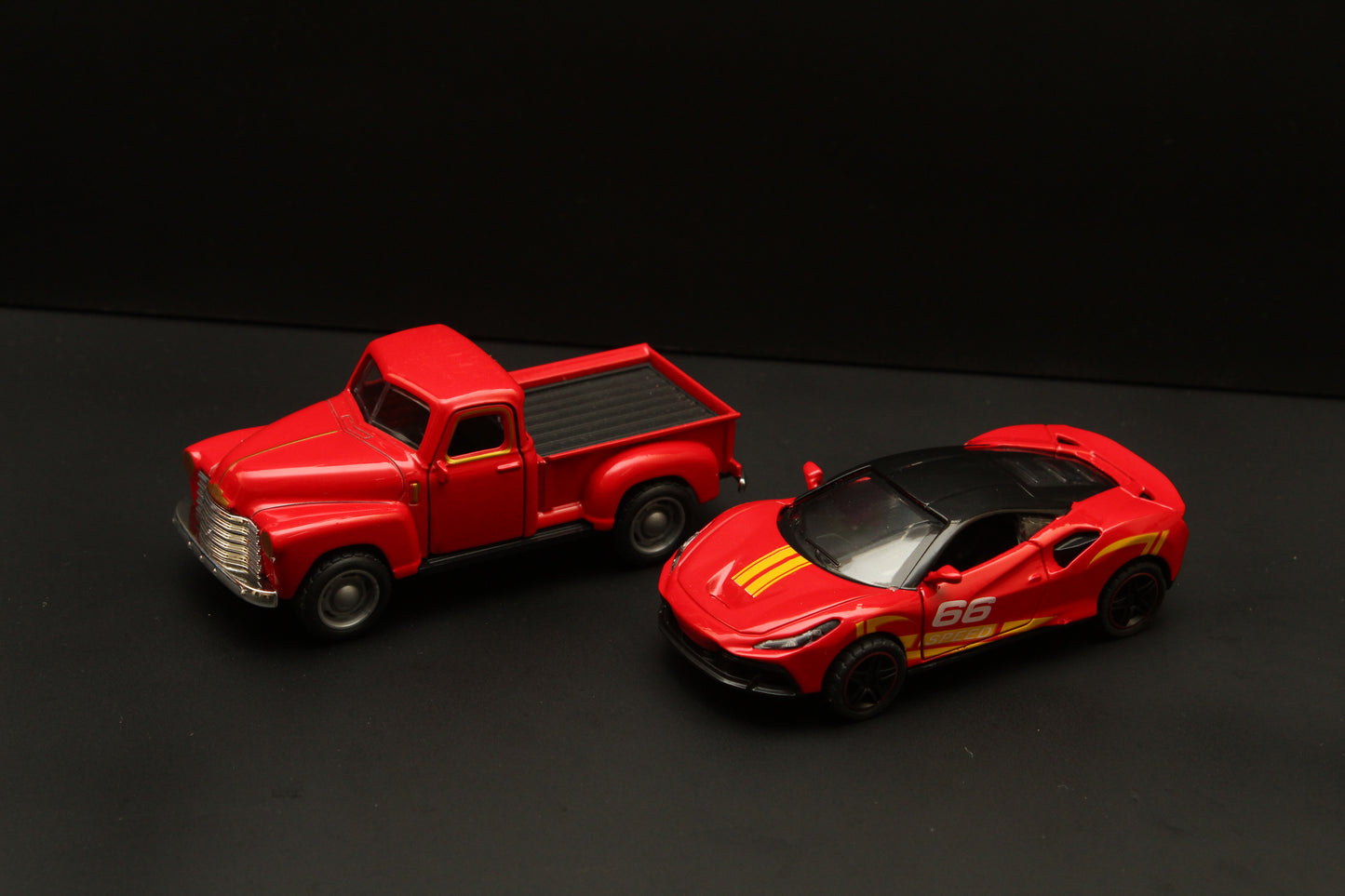 Ferrari , Chevy Diecast Combo (10-11Cm)