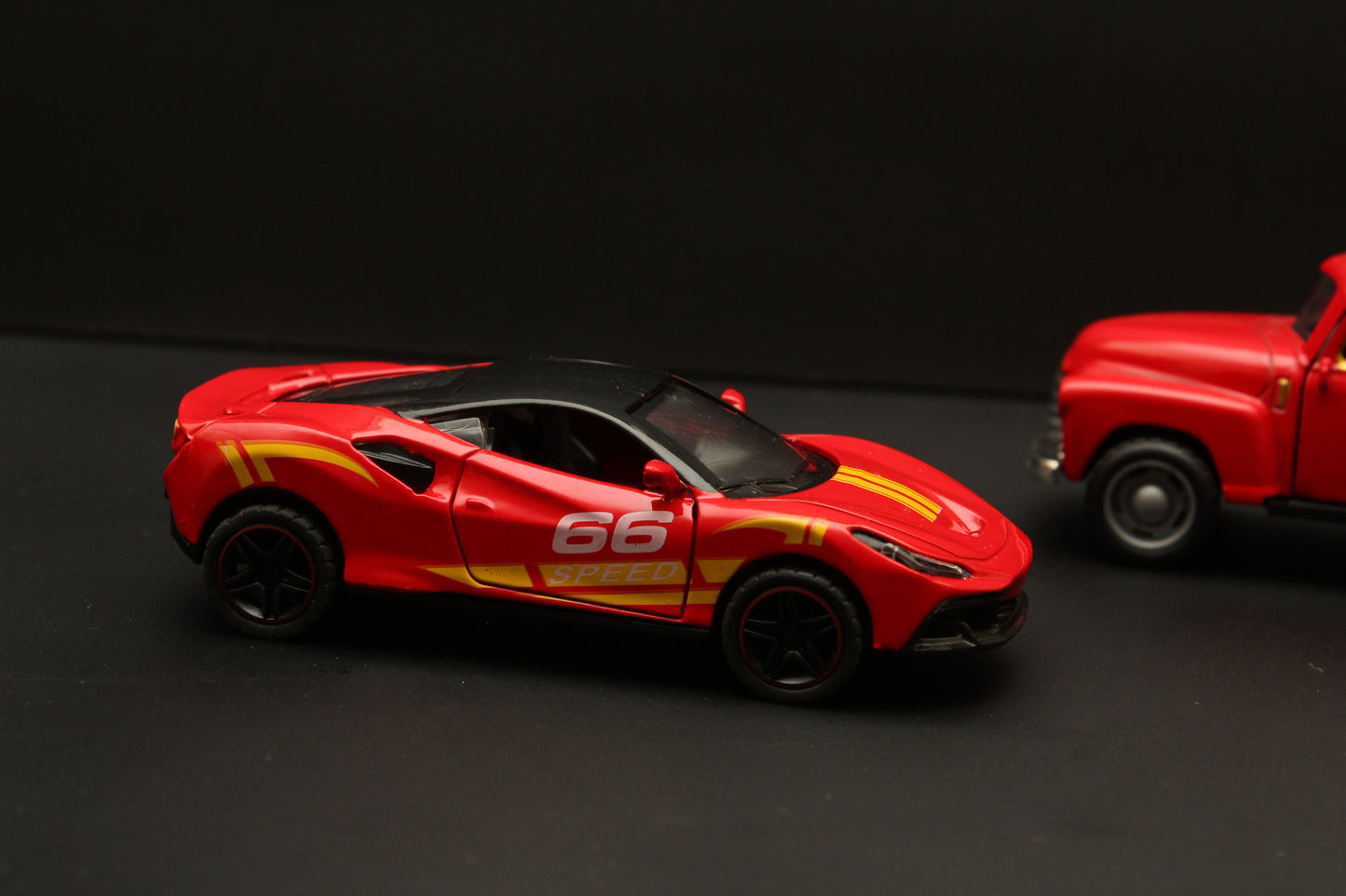 Ferrari , Chevy Diecast Combo (10-11Cm)