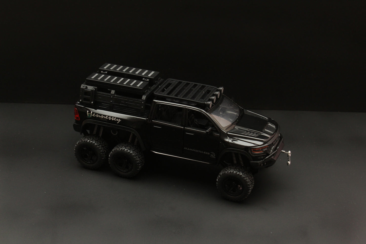 1:32 Ram 6X6 Truck Diecast Black