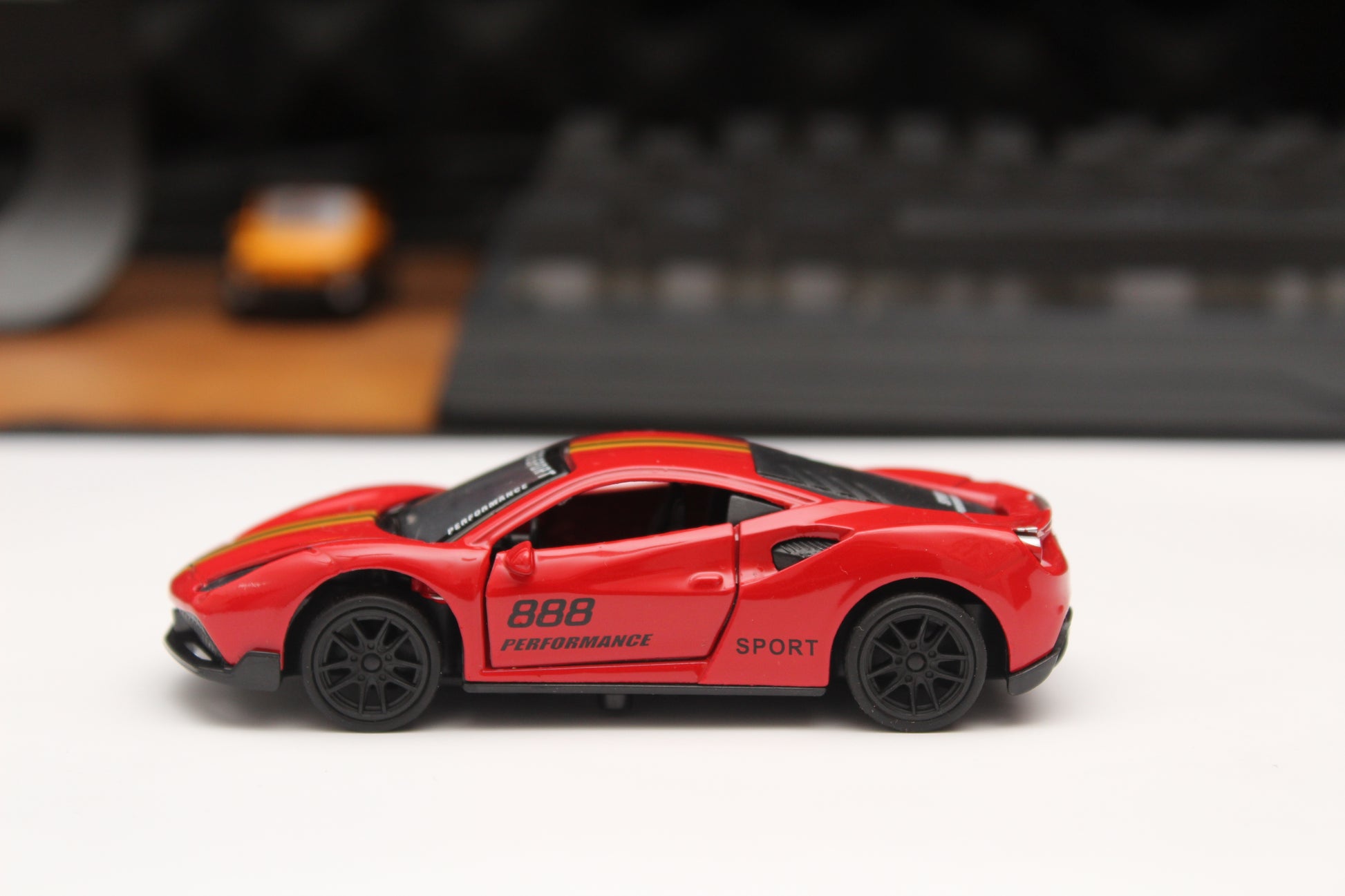 1:43 Ferrari (Strips) Diecast -  Kunju Vandi  