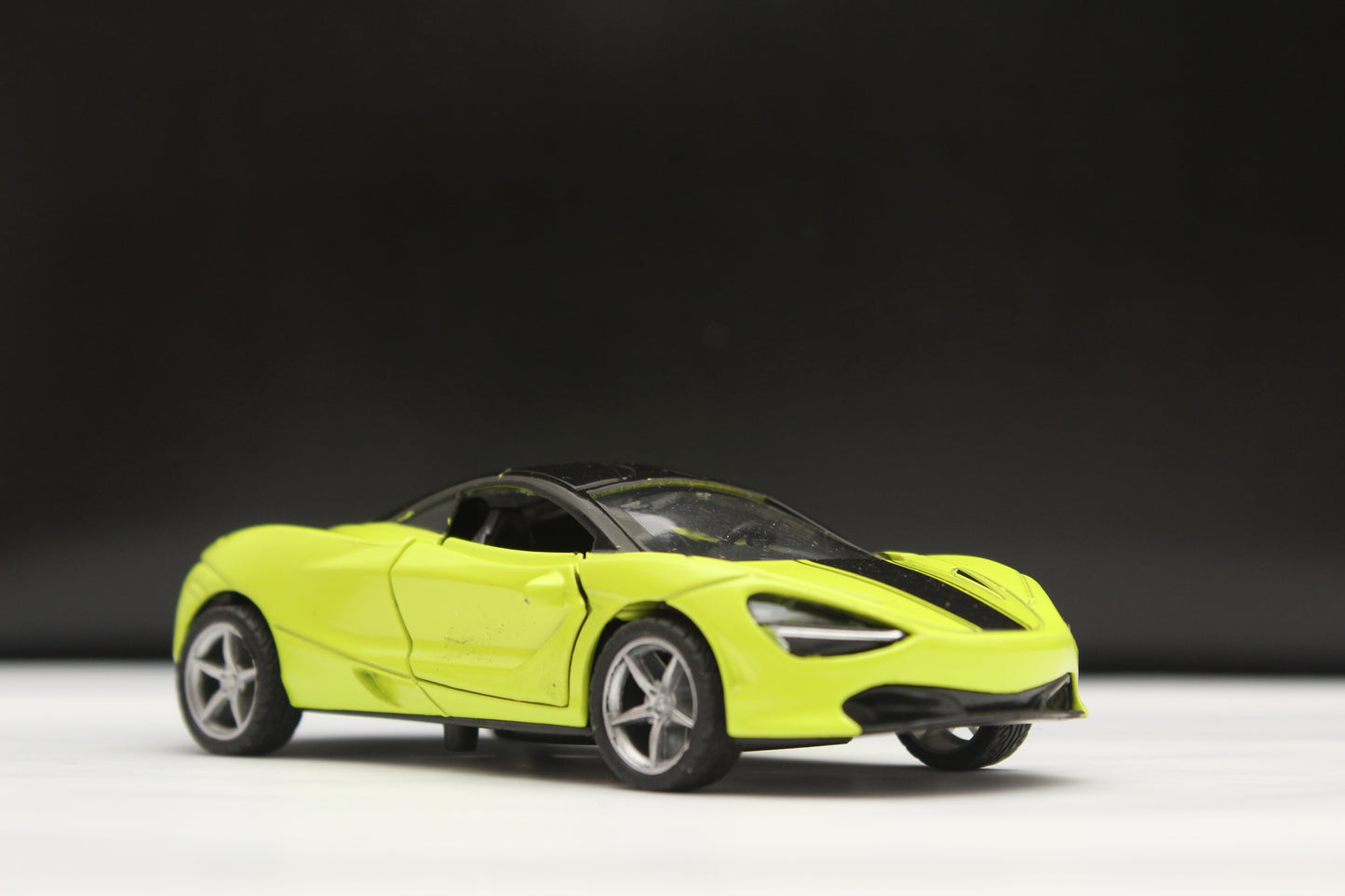 1:36 McLaren Diecast Green