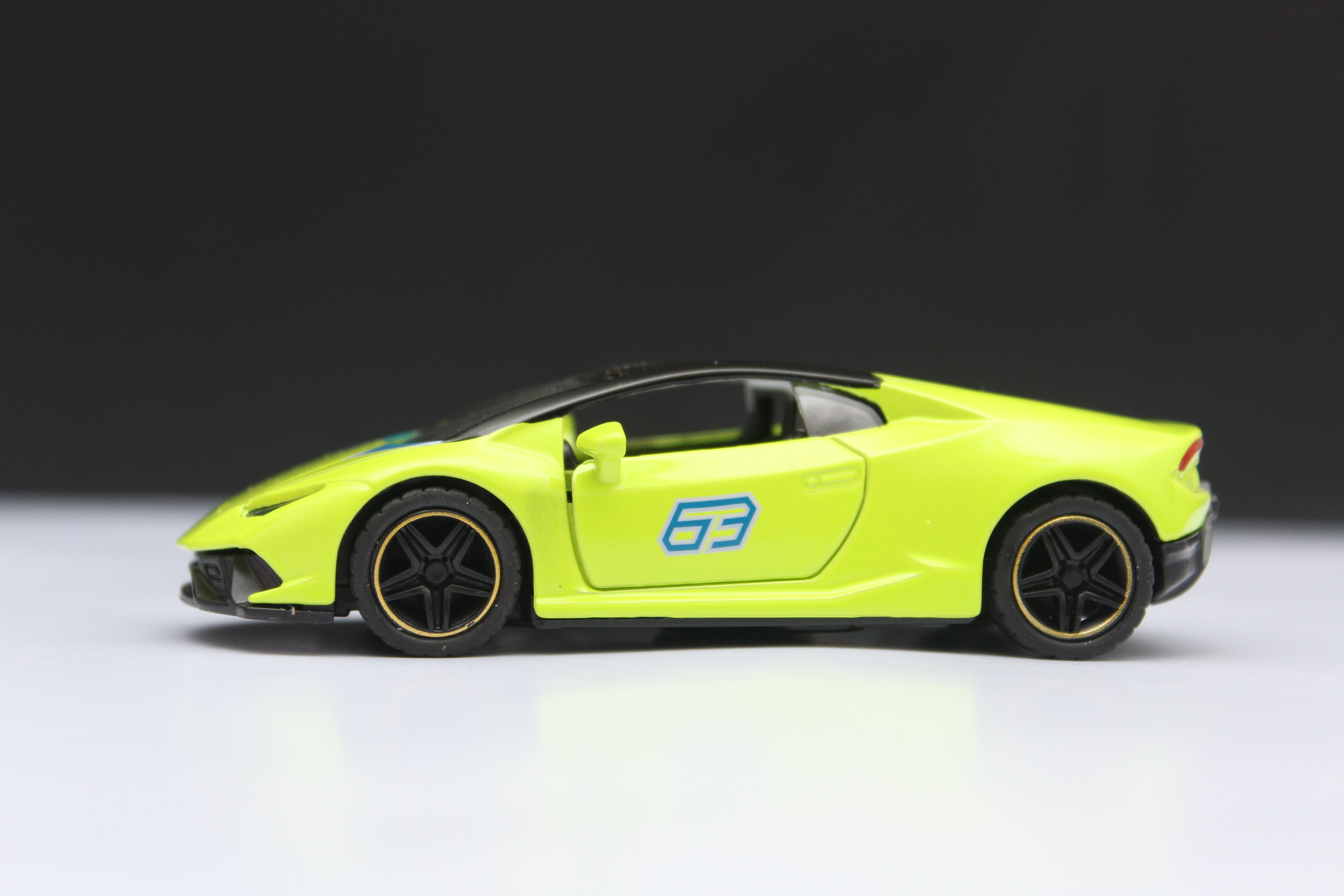 1:43 Lamborghini Metal Body Green – Kunju Vandi