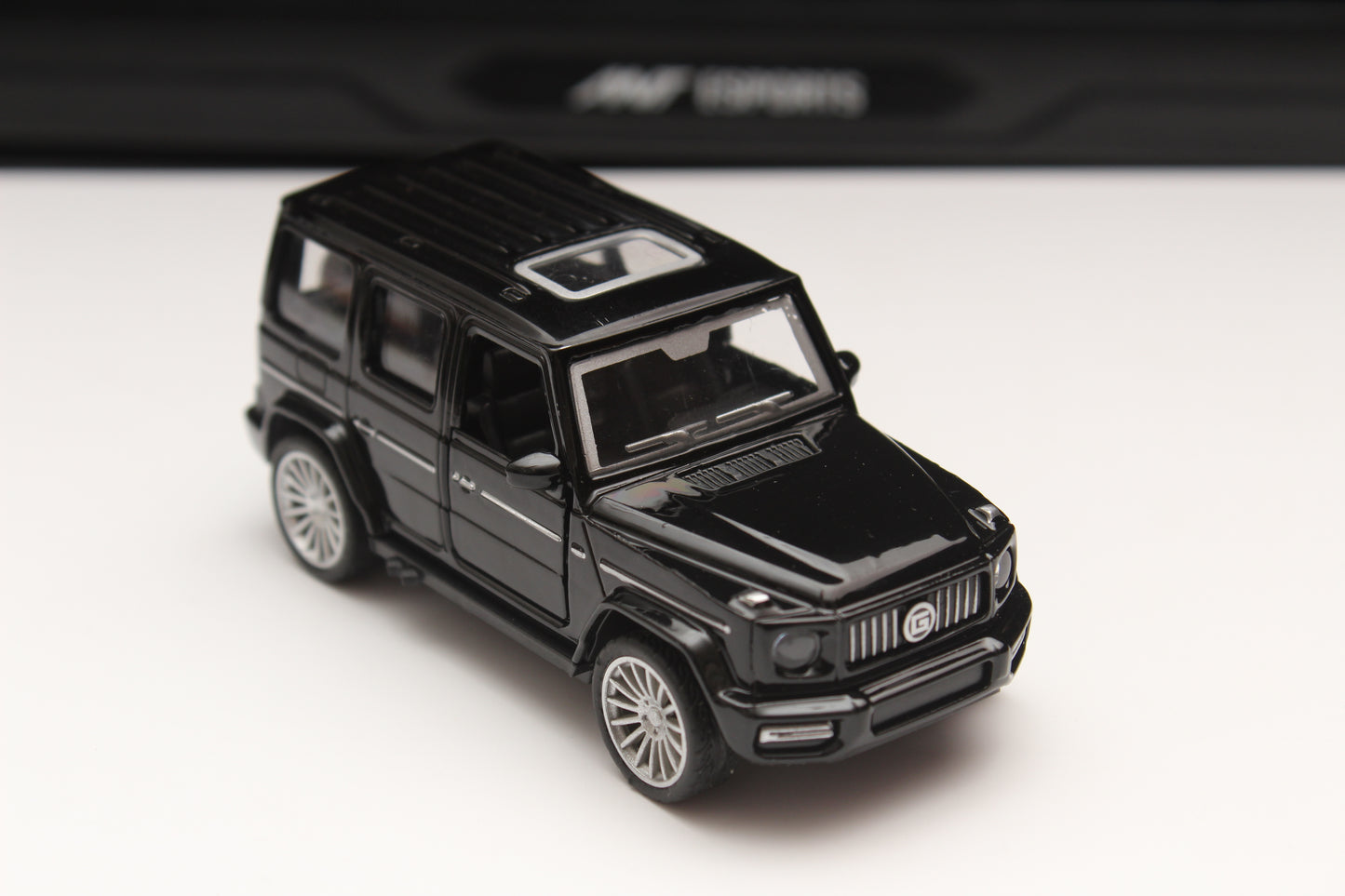 1:43 Gwagon Black Diecast