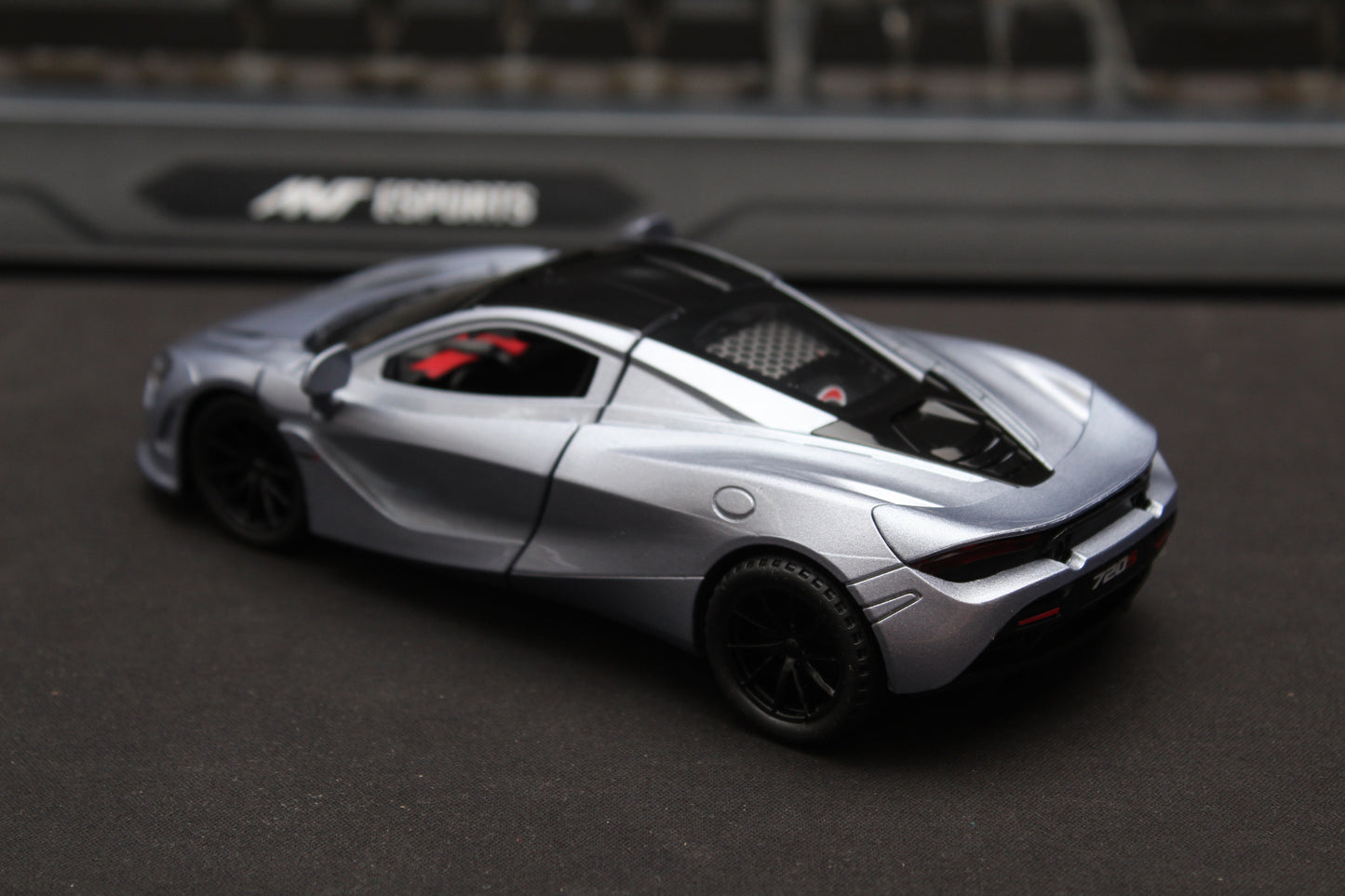 1:32 McLaren Diecast , Prepaid Only