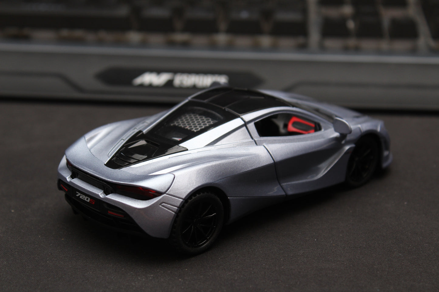 1:32 McLaren Diecast , Prepaid Only