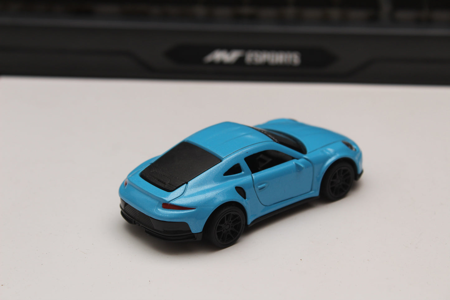 1:43 Porsche Blue