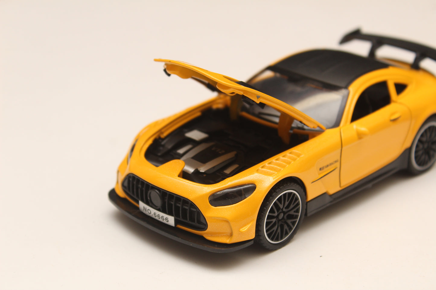 1:32 AMG GT Diecast , Prepaid Only