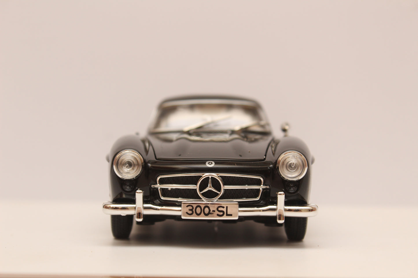 1:24 Benz 300 SL (Black)