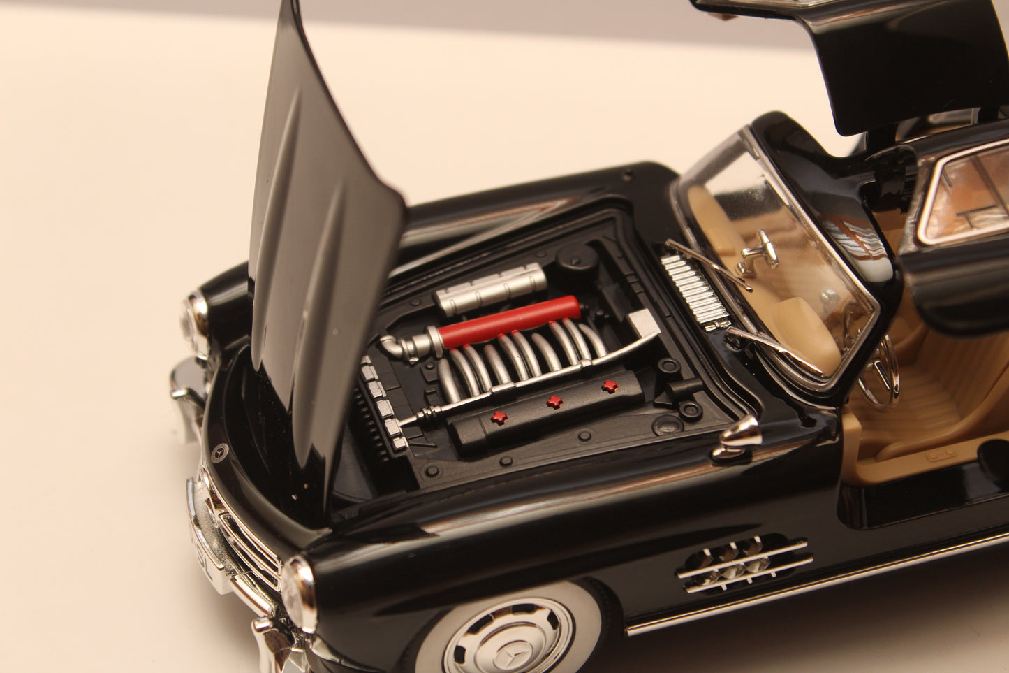 1:24 Benz 300 SL (Black)