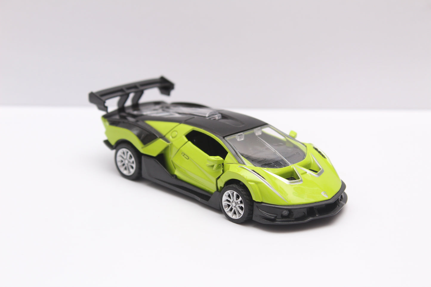 1:36 Lamborghini Diecast Green