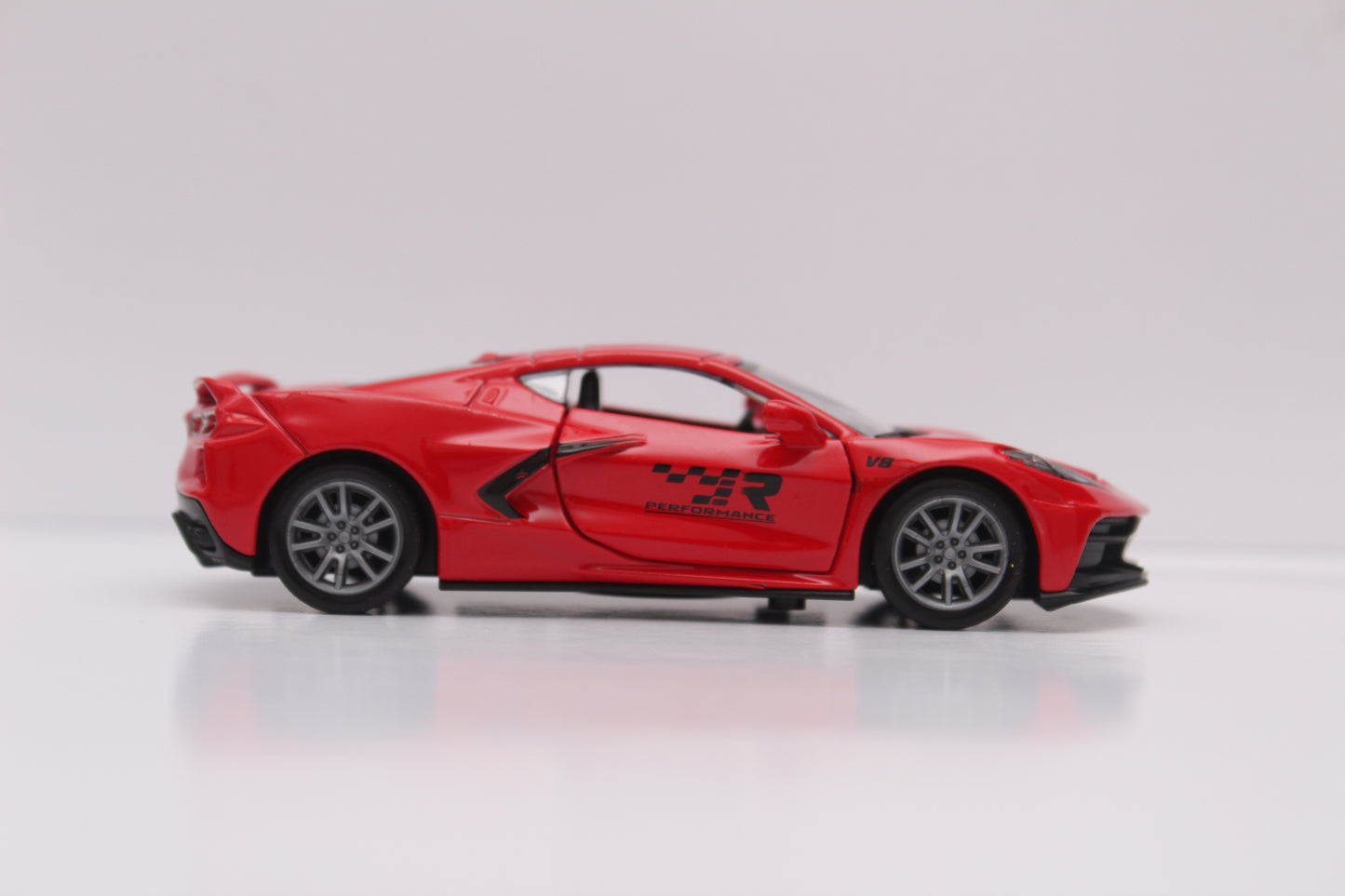 1:36 Corvette Red Diecast