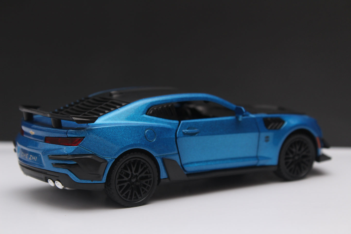 1:32 Camaro Blue Diecast