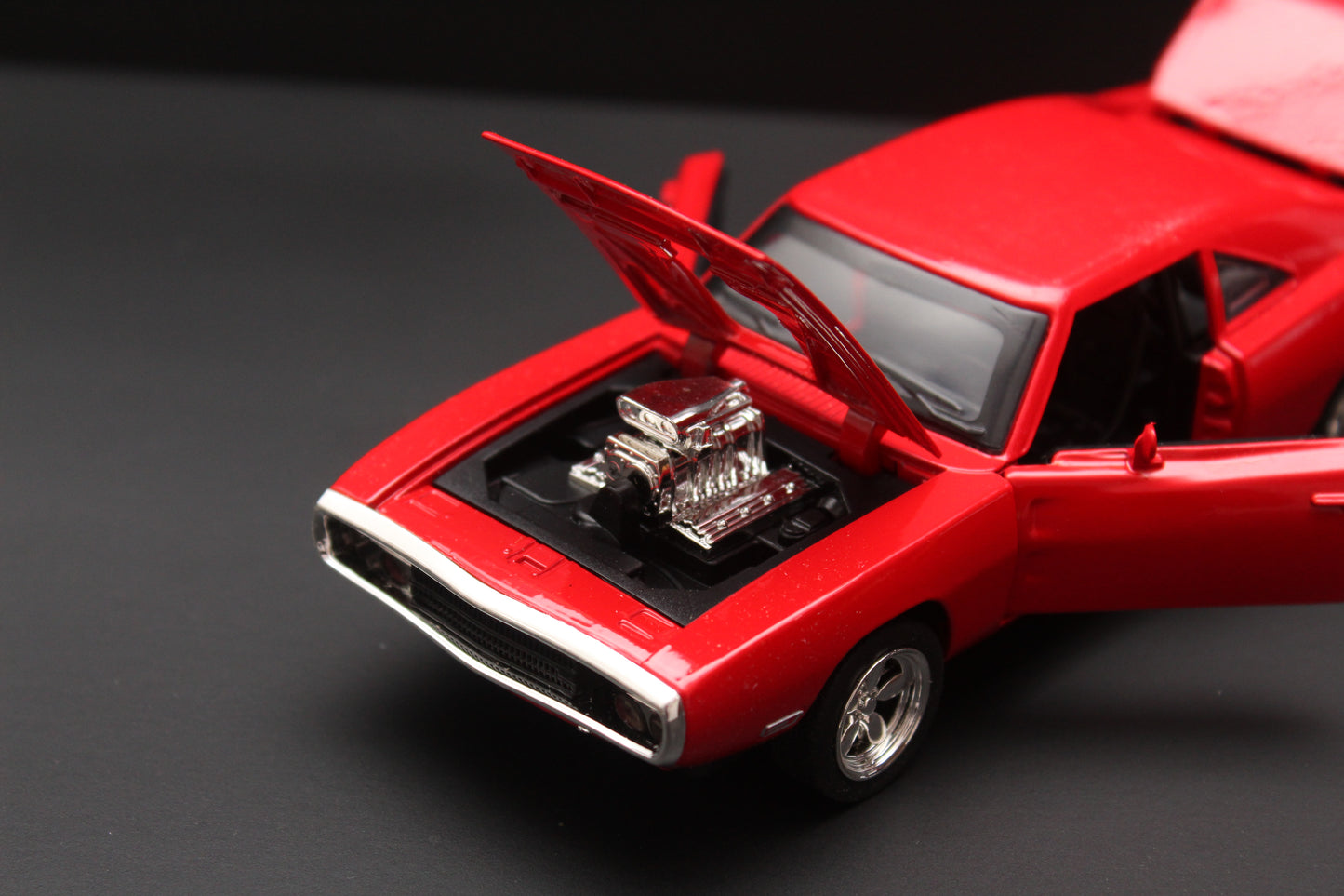 1:32 Dodge Charger Diecast (Red)