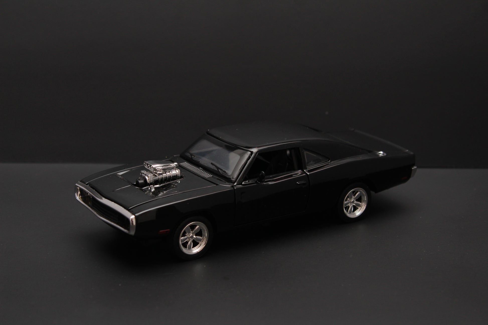 1:32 Dodge Charger Diecast (Black) -  Kunju Vandi  