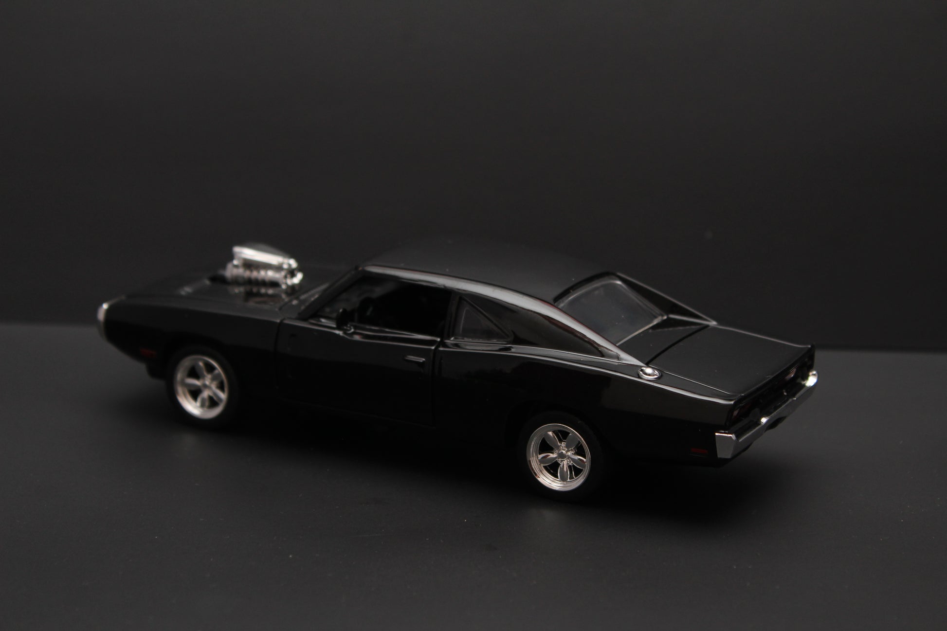 1:32 Dodge Charger Diecast (Black) -  Kunju Vandi  