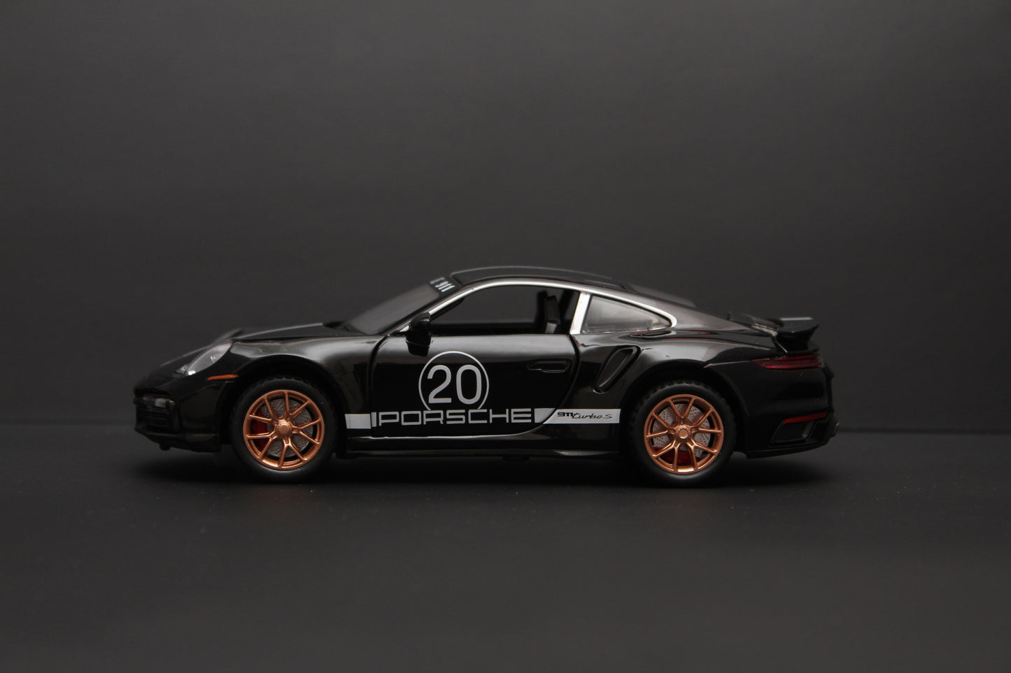 1:32 Porsche 911 turbo Diecast (Black)